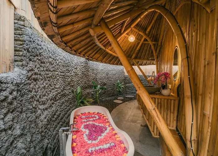 Sunrise Hill Bamboo House-private Jungle Sidemen (Bali)