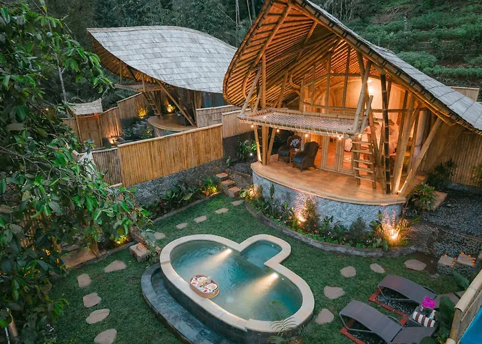 Villa Sunrise Hill Bamboo House-private Jungle Sidemen (Bali)