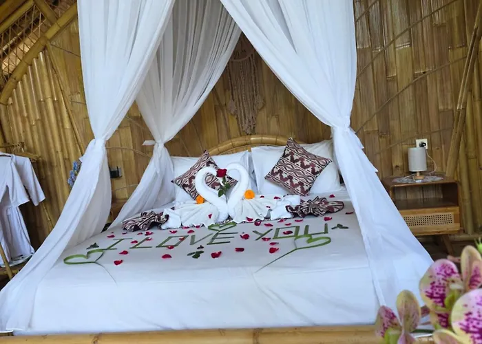 Sunrise Hill Bamboo House-private Jungle Villa Sidemen (Bali)