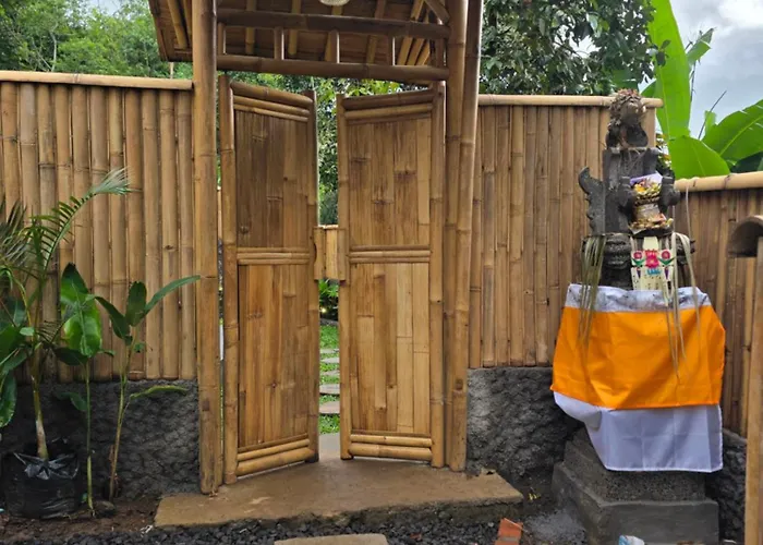 Sunrise Hill Bamboo House-private Jungle