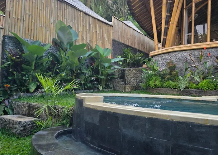 Sunrise Hill Bamboo House-private Jungle Villa Sidemen (Bali)