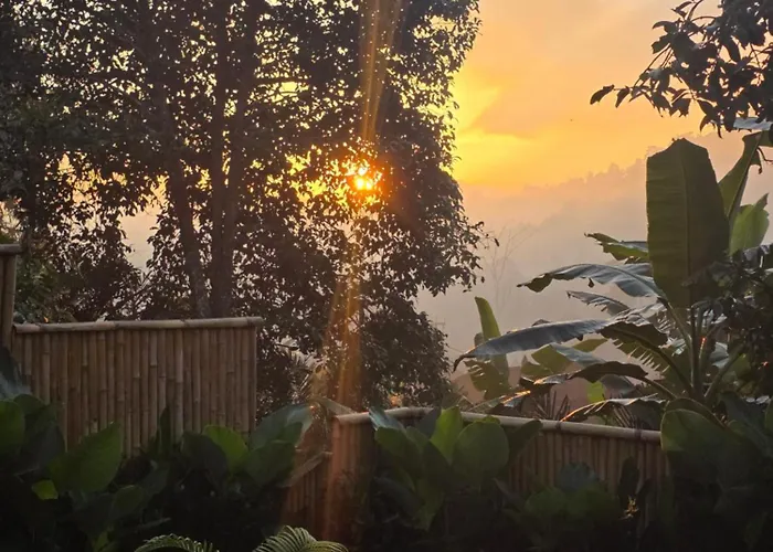 Sunrise Hill Bamboo House-private Jungle Sidemen (Bali)