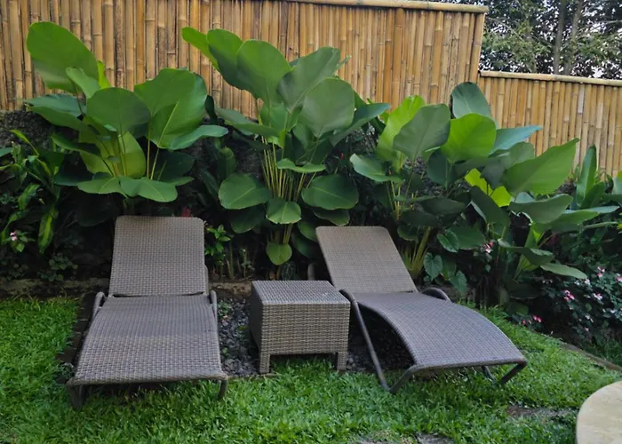 Sunrise Hill Bamboo House-private Jungle Sidemen (Bali)
