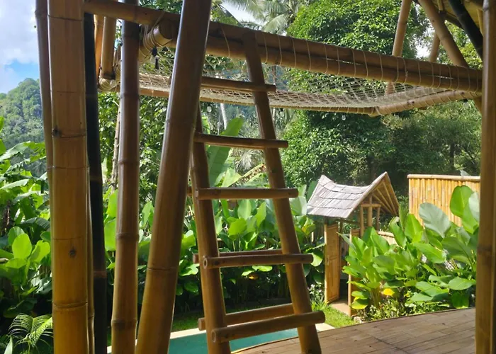 Sunrise Hill Bamboo House-private Jungle Villa